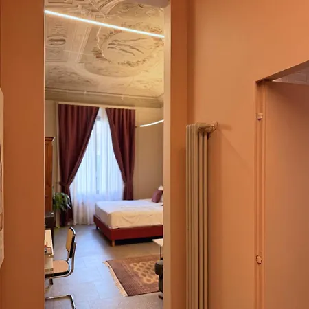 Homeby, Cinisca Rose