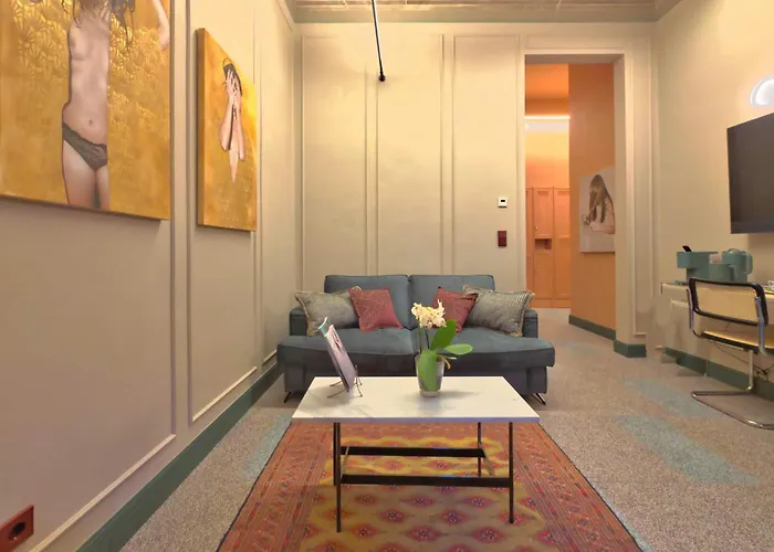 Homeby, Cinisca Rose Kro Bologna