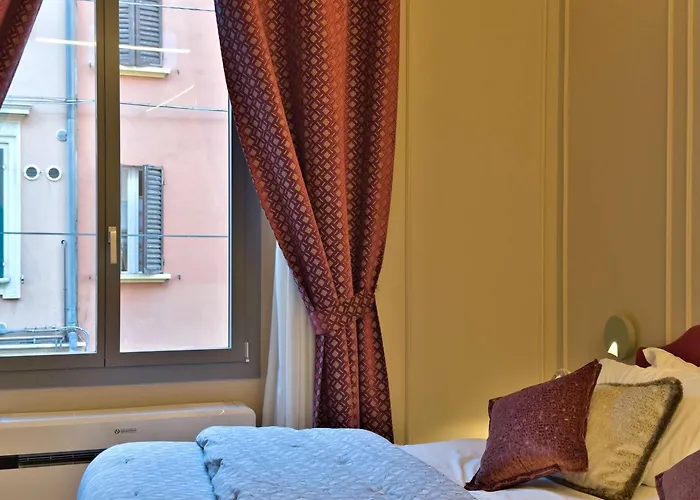 Homeby, Cinisca Rose Kro Bologna